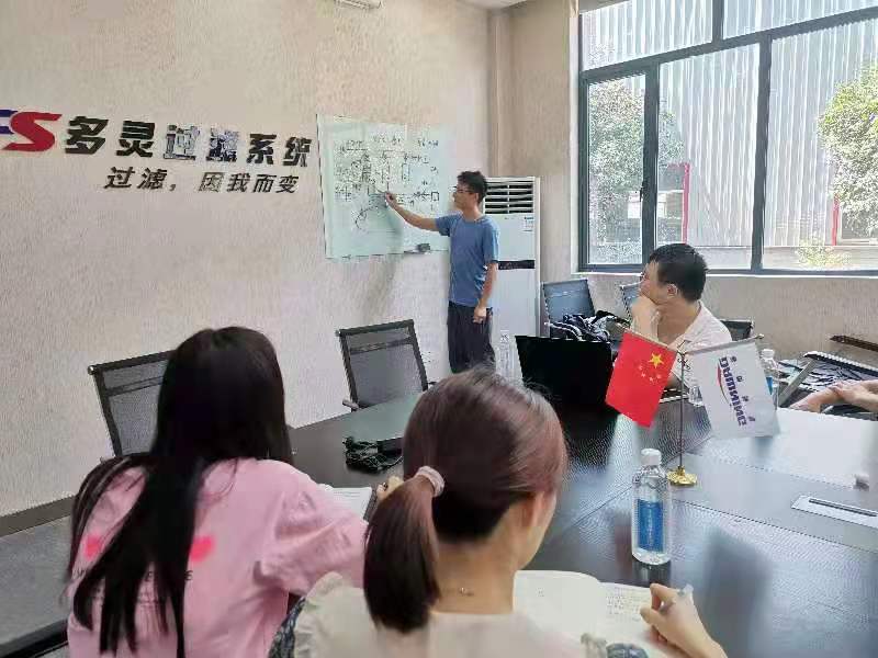 多靈技術(shù)培訓(xùn)，只為更好的服務(wù)